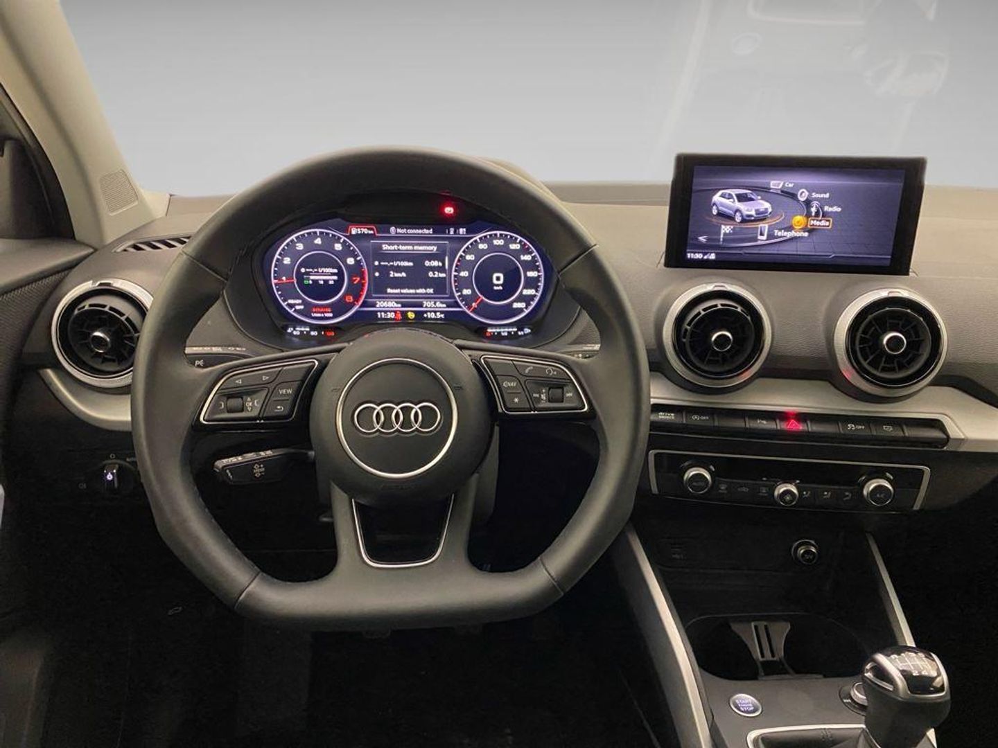 Audi Q2 30 TFSI S line