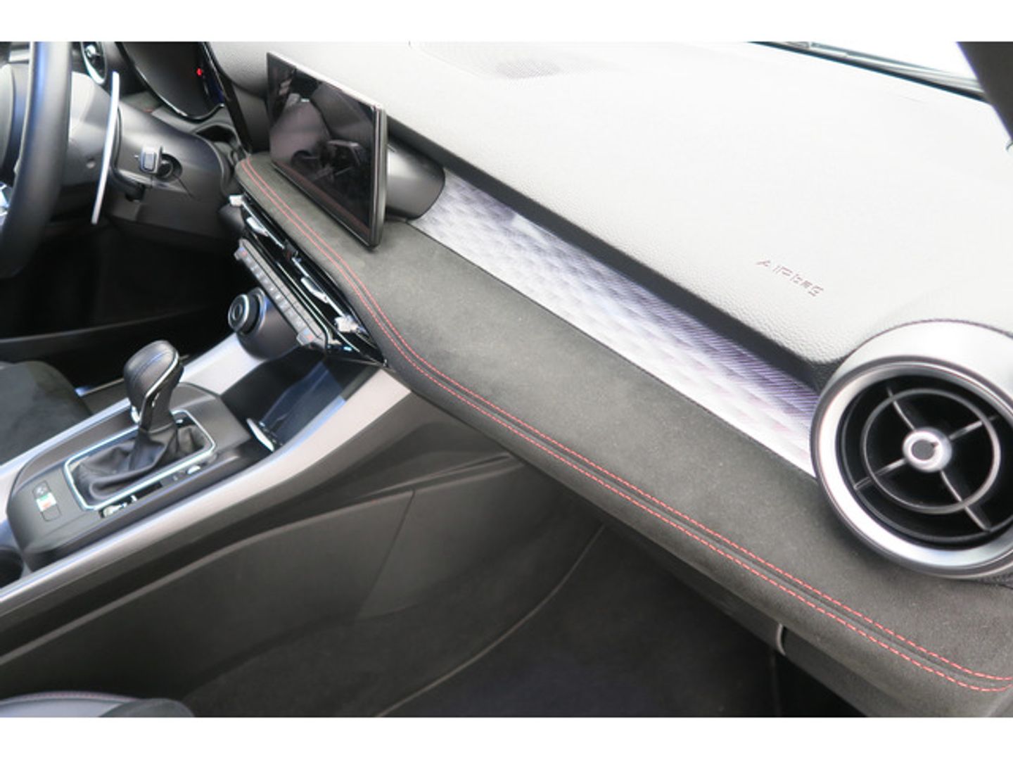 Alfa Romeo Tonale 1.5 MHEV Veloce FWD Auto 118 kW (160 CV)