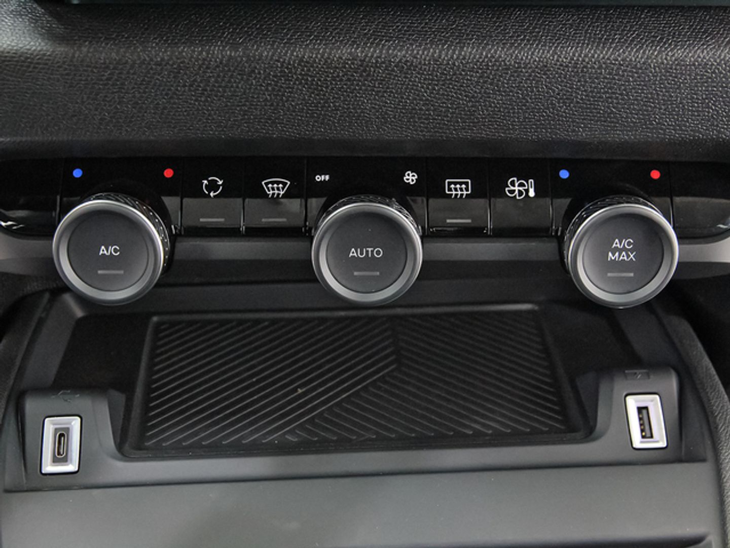 Citroen C4 PureTech 130 S&S Plus 96 kW (131 CV)