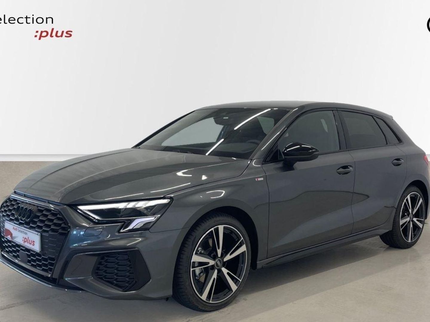 Audi A3 Sportback Black line 35 TDI 110 kW (150 CV) S tronic Gris Compact