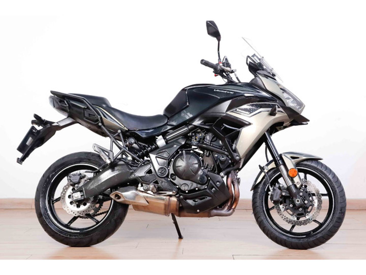 Kawasaki Versys 650 Negro Motorcycle