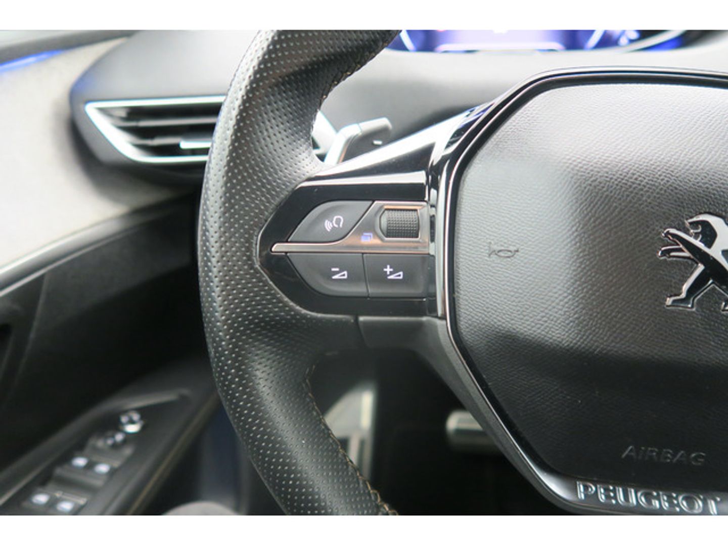 Peugeot 3008 BlueHDI 130