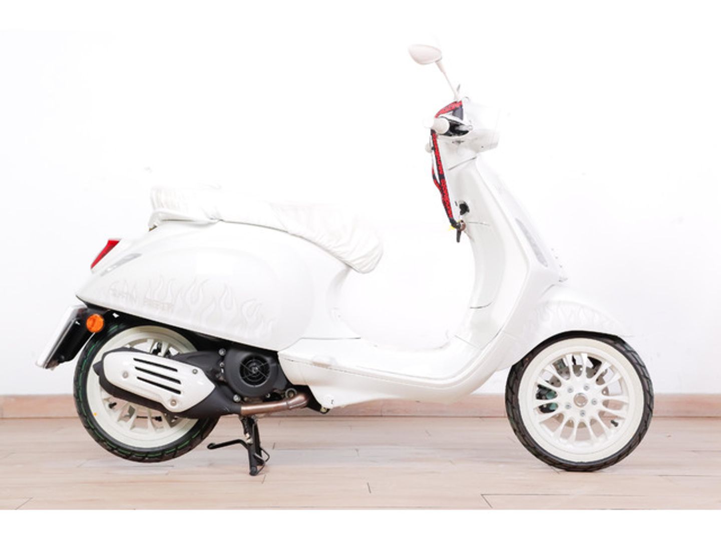 Vespa Sprint 125 Blanco Motorcycle