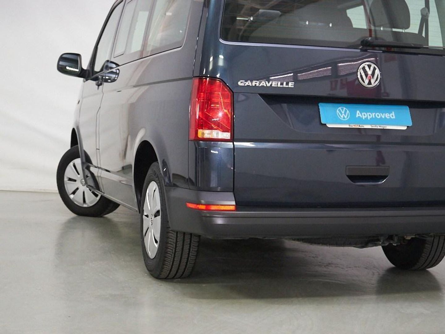 Volkswagen Caravelle 2.0 TDI Origin Batalla Corta