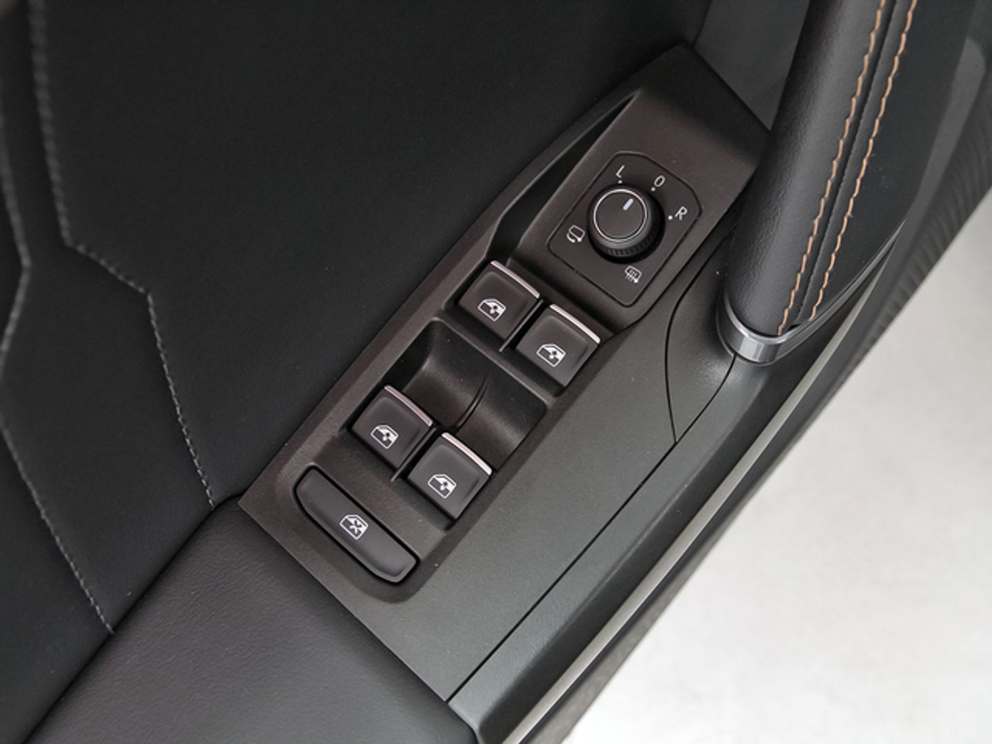 CUPRA León 1.5 eTSI DSG 110 kW (150 CV)