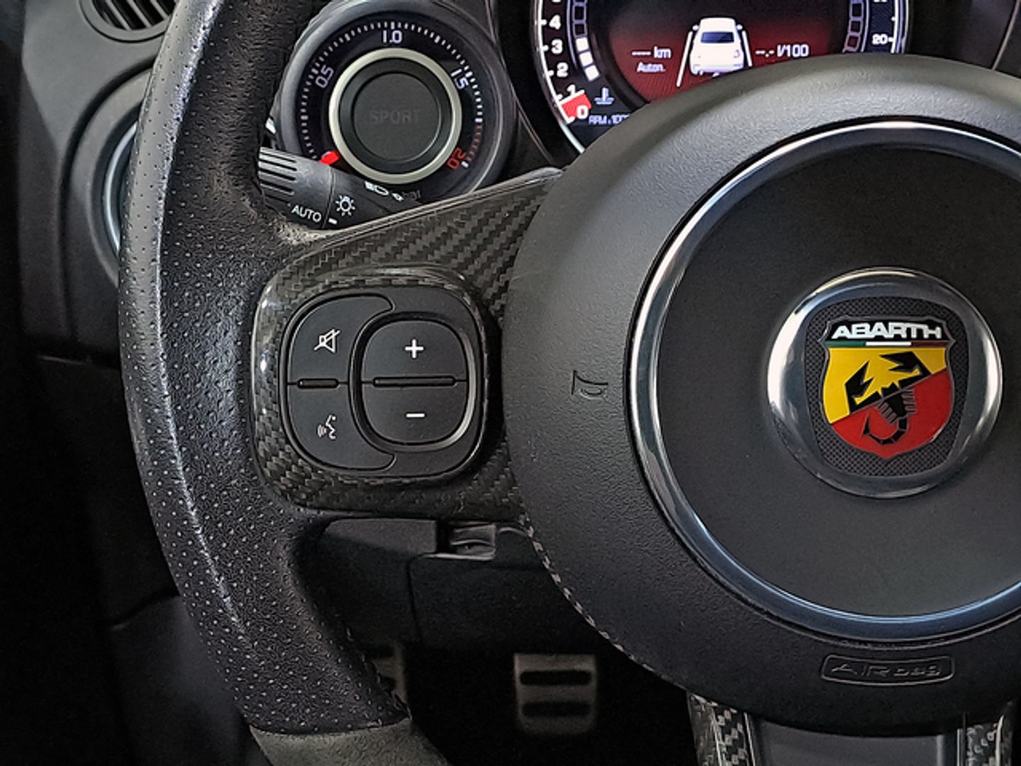 Abarth 500 1.4 16v T-Jet 695