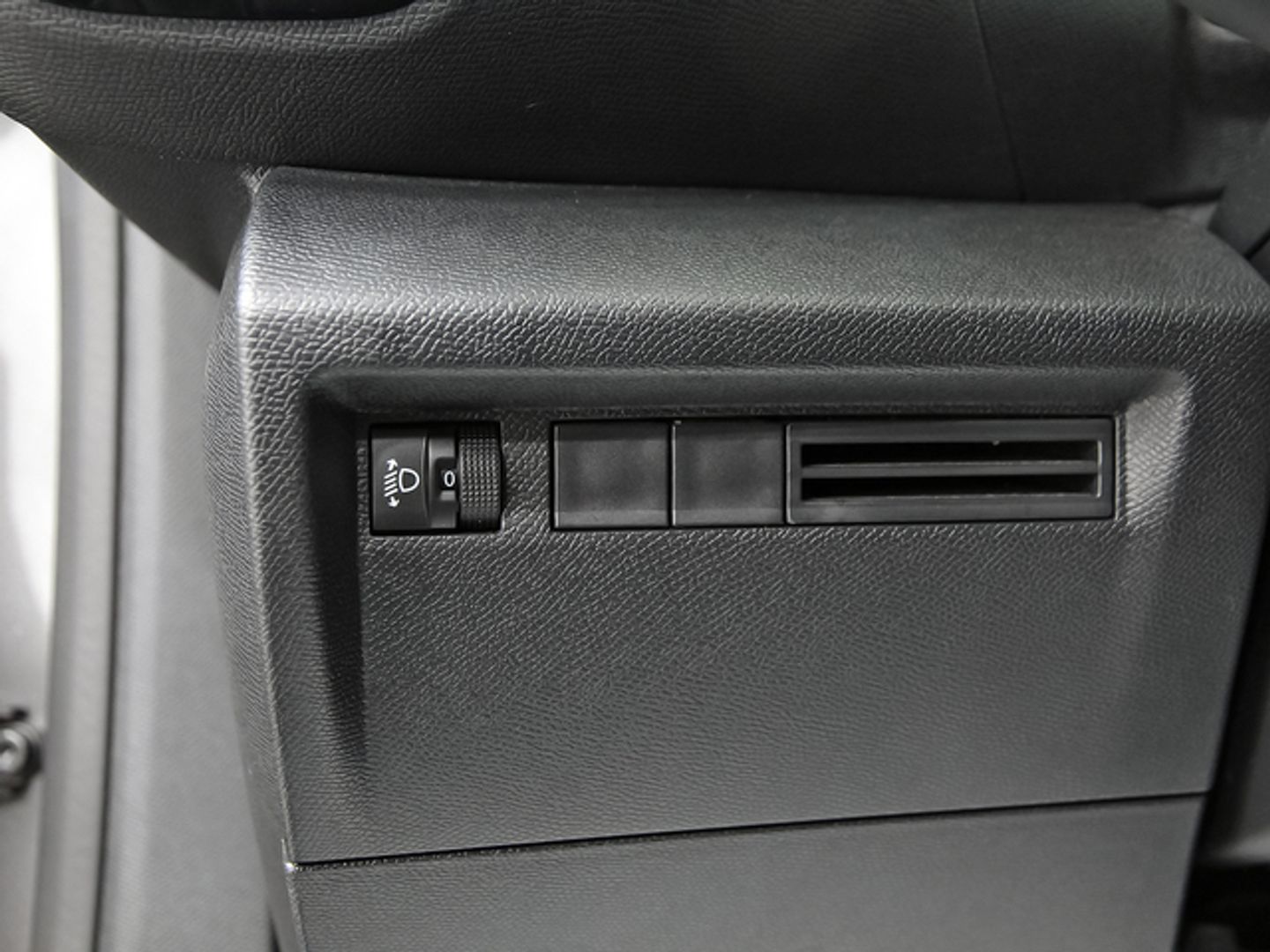 Citroen C4 PureTech 130 S&S Plus 96 kW (131 CV)