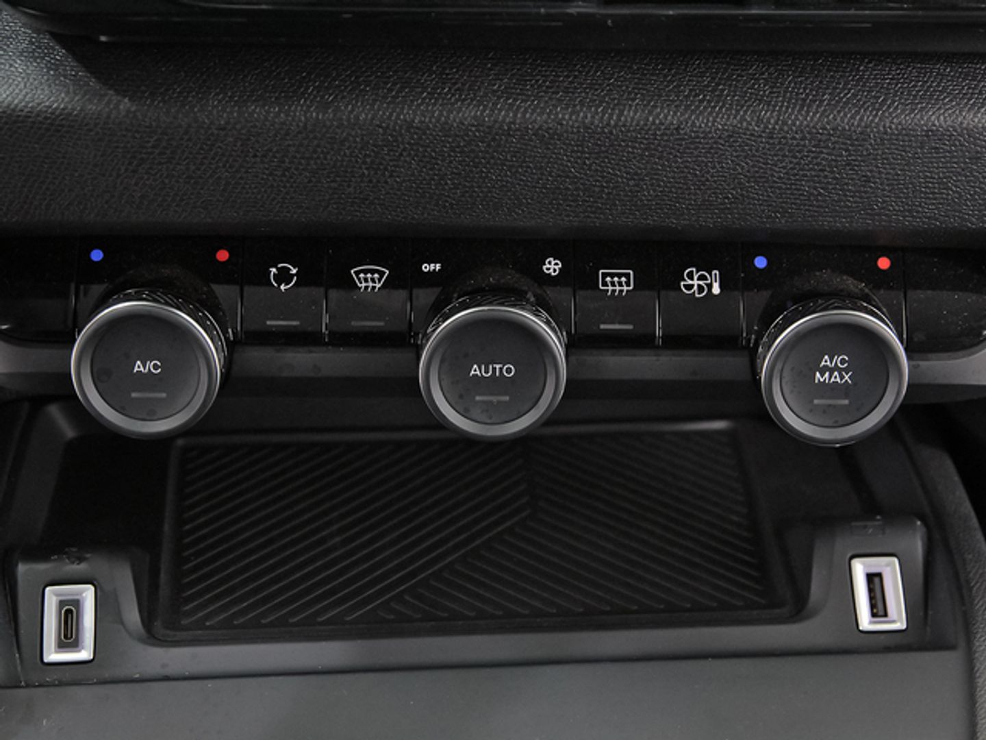 Citroen C4 PureTech 130 S&S Plus 96 kW (131 CV)