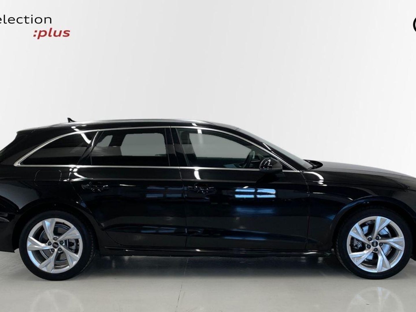 Audi A4 Avant 35 TDI S line