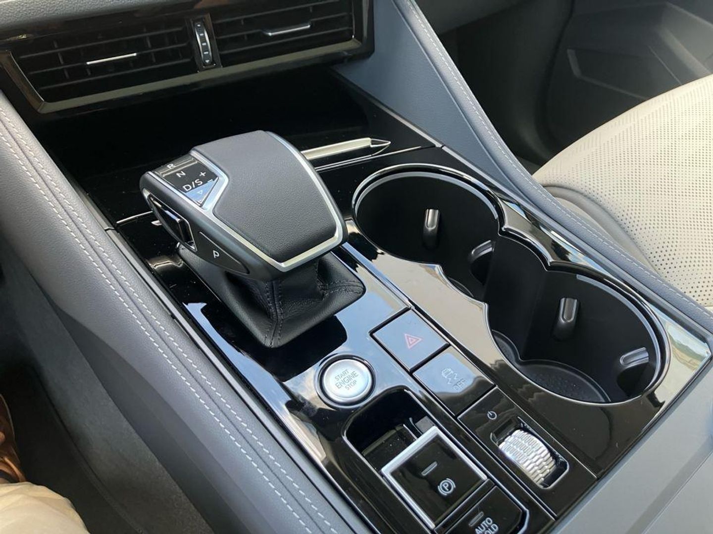 Volkswagen Touareg Elegance 3.0 V6 TSI eHybrid 4Motion 280 kW (381 CV) tiptronic
