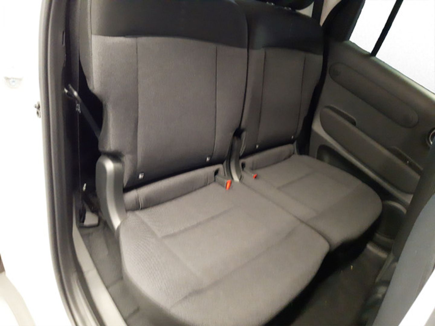 Hyundai Inster 49KWH Maxx 85 kW (116 CV)