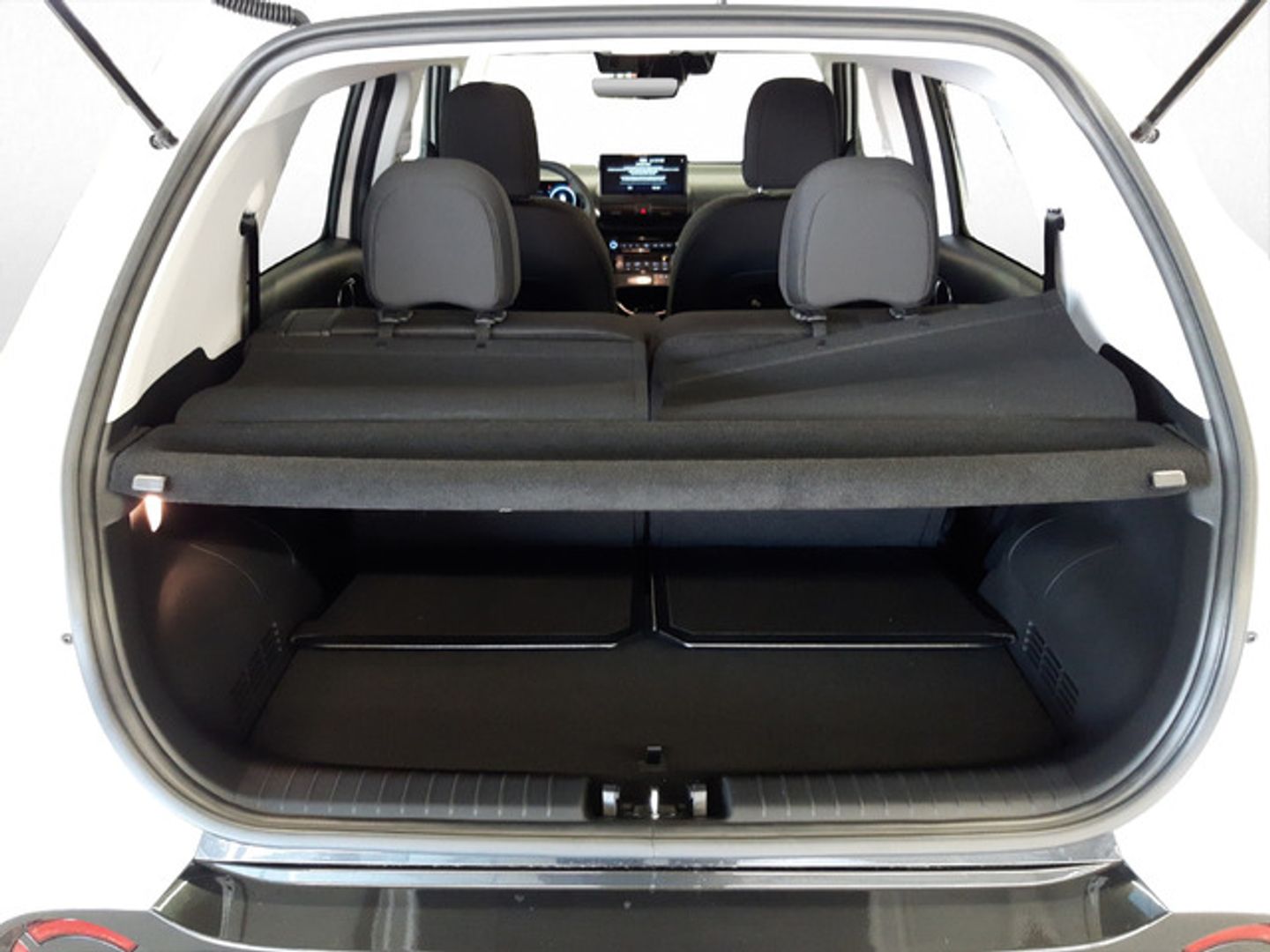 Hyundai Inster 49KWH Maxx 85 kW (116 CV)