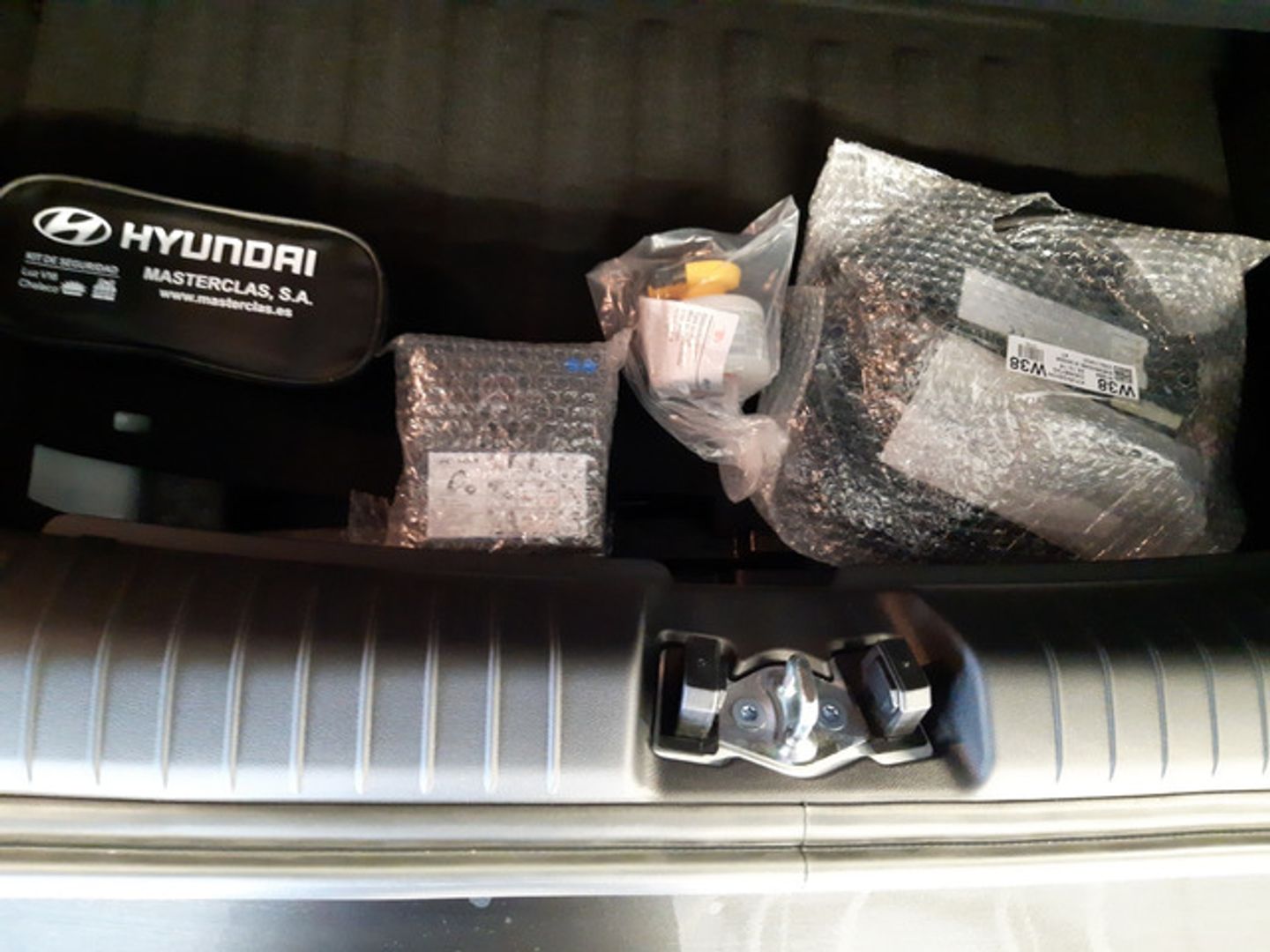 Hyundai Inster 49KWH Maxx 85 kW (116 CV)