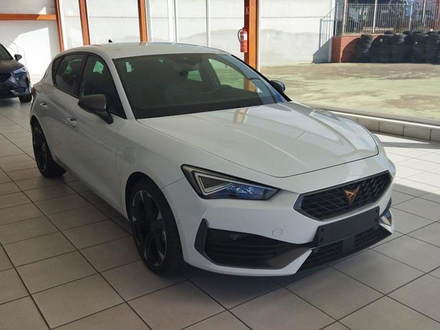 Cupra León 1.5 eTSI - Blanco Sedan