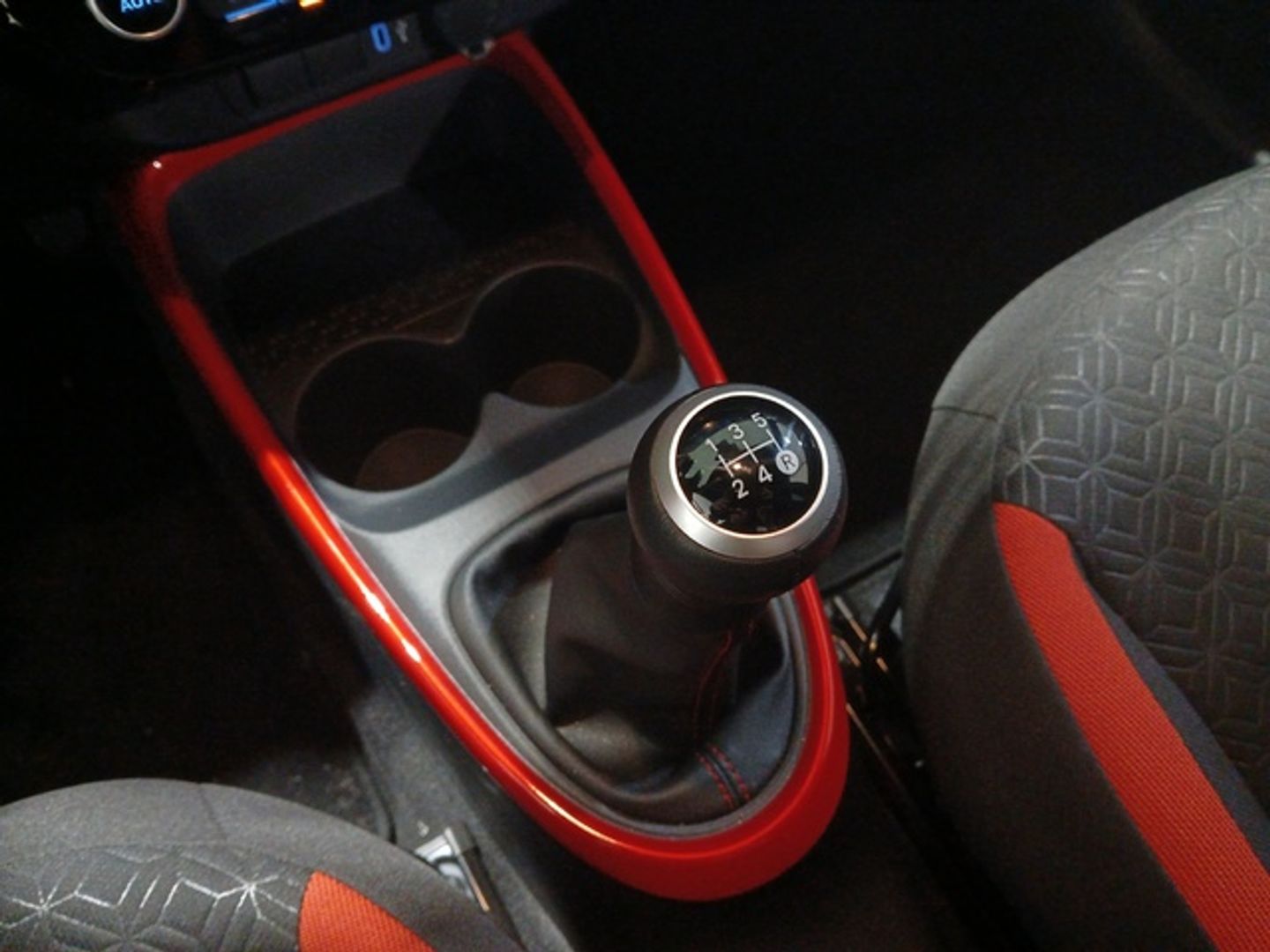 Toyota Aygo X Cross 1.0 VVT-i