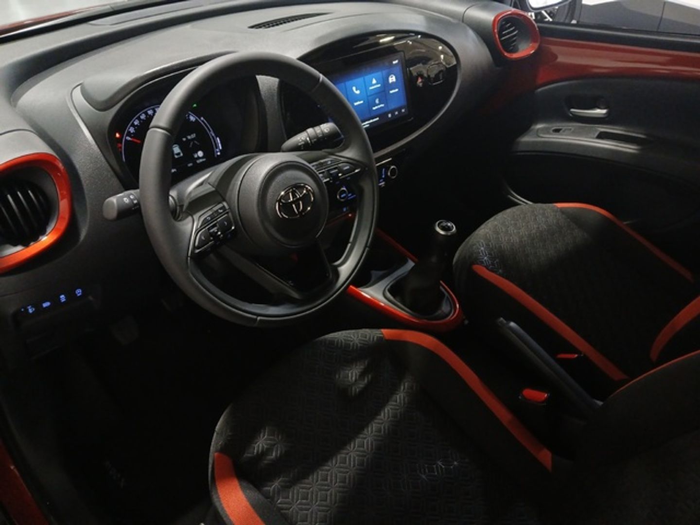 Toyota Aygo X Cross 1.0 VVT-i