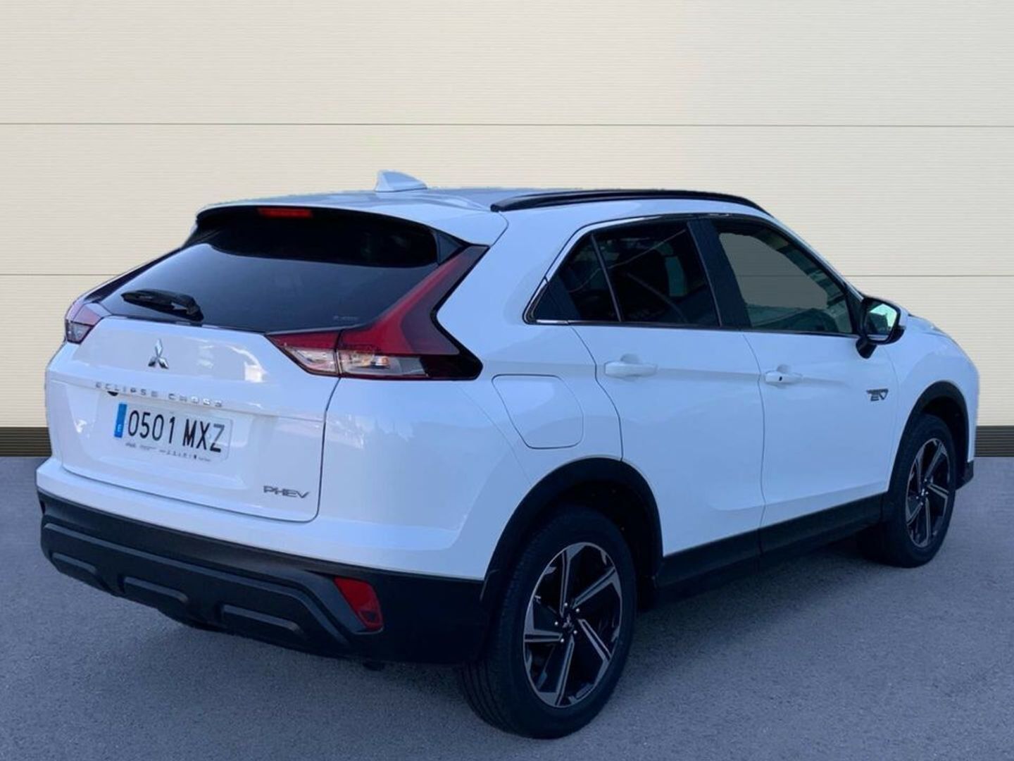 Mitsubishi Eclipse Cross 2.4 PHEV Motion 4WD Auto 138 kW (188 CV)