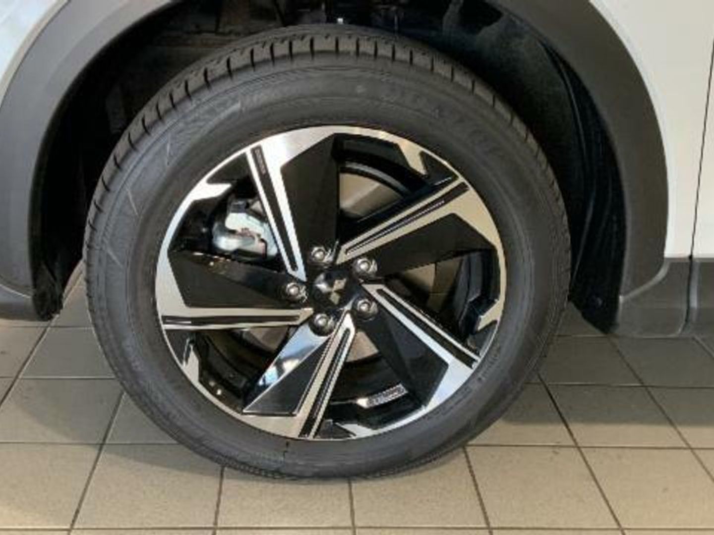 Mitsubishi Eclipse Cross 2.4 PHEV Motion 4WD Auto 138 kW (188 CV)