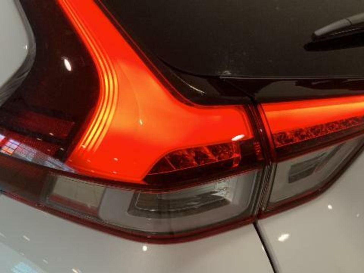 Mitsubishi Eclipse Cross 2.4 PHEV Motion 4WD Auto 138 kW (188 CV)