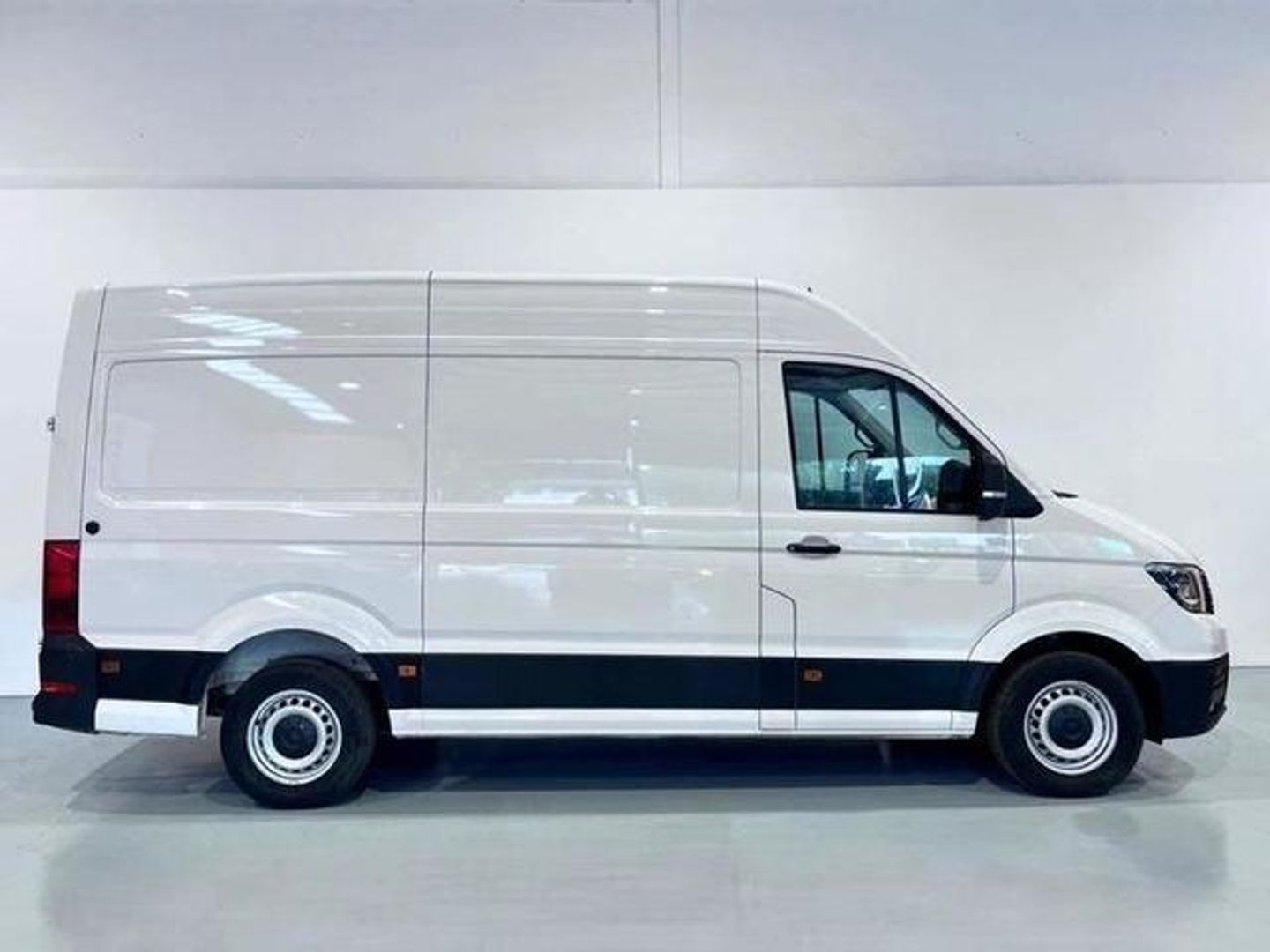Volkswagen Crafter Furgon Batalla Media TN 2.0 TDI 103 kW (140 CV) 3.500
