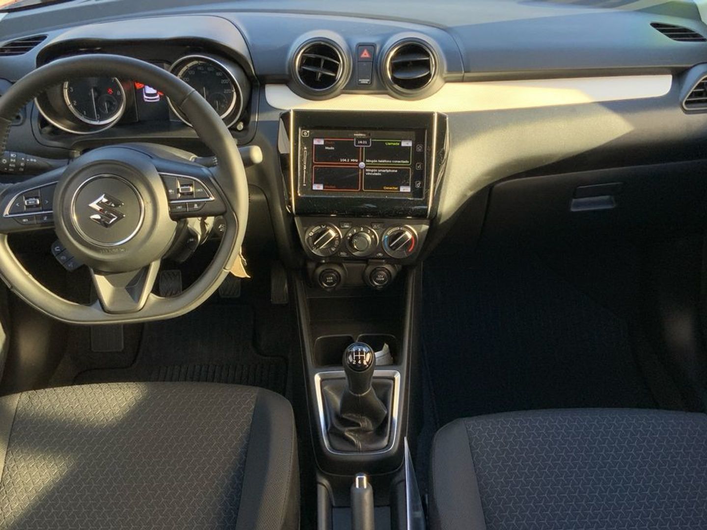 Suzuki Swift 1.2 GLE Mild Hybrid 61 kW (83 CV)