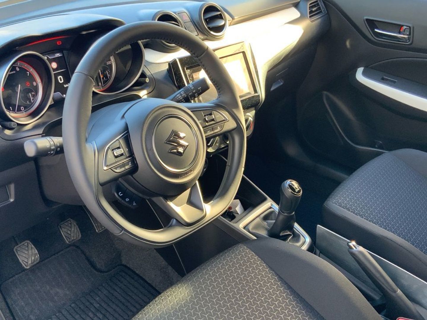 Suzuki Swift 1.2 GLE Mild Hybrid 61 kW (83 CV)
