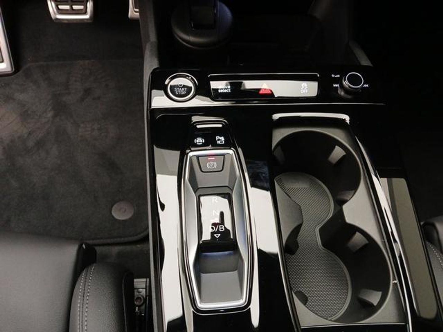 Audi A6 e-tron Perfomance Advanced e-tron 270 kW (367 CV)