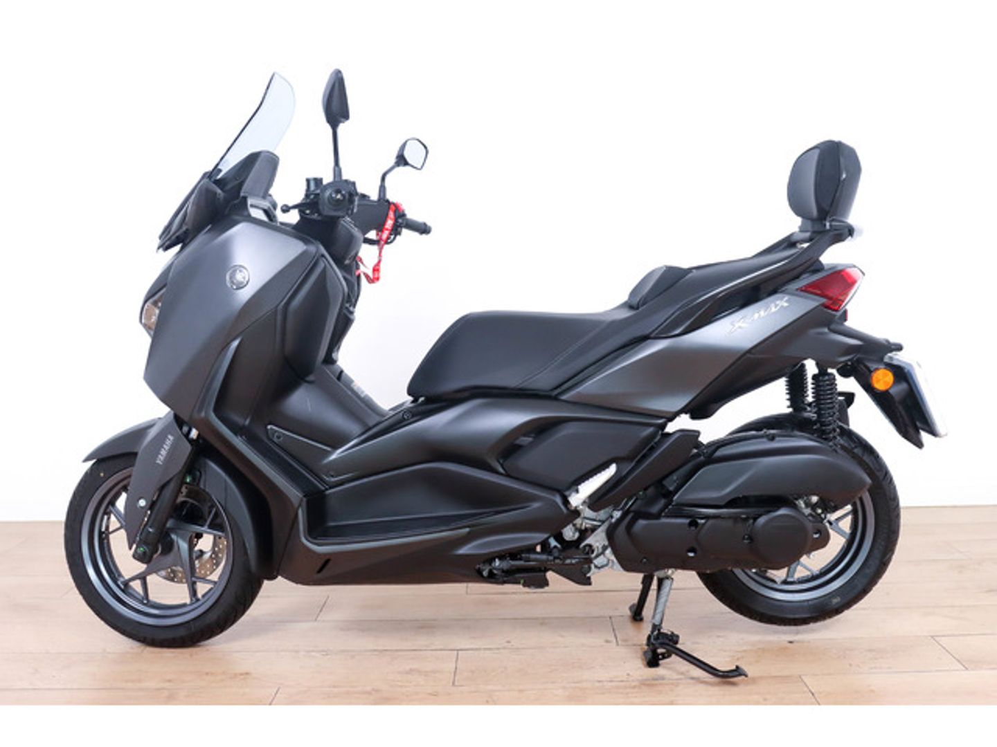 Yamaha X-Max 125