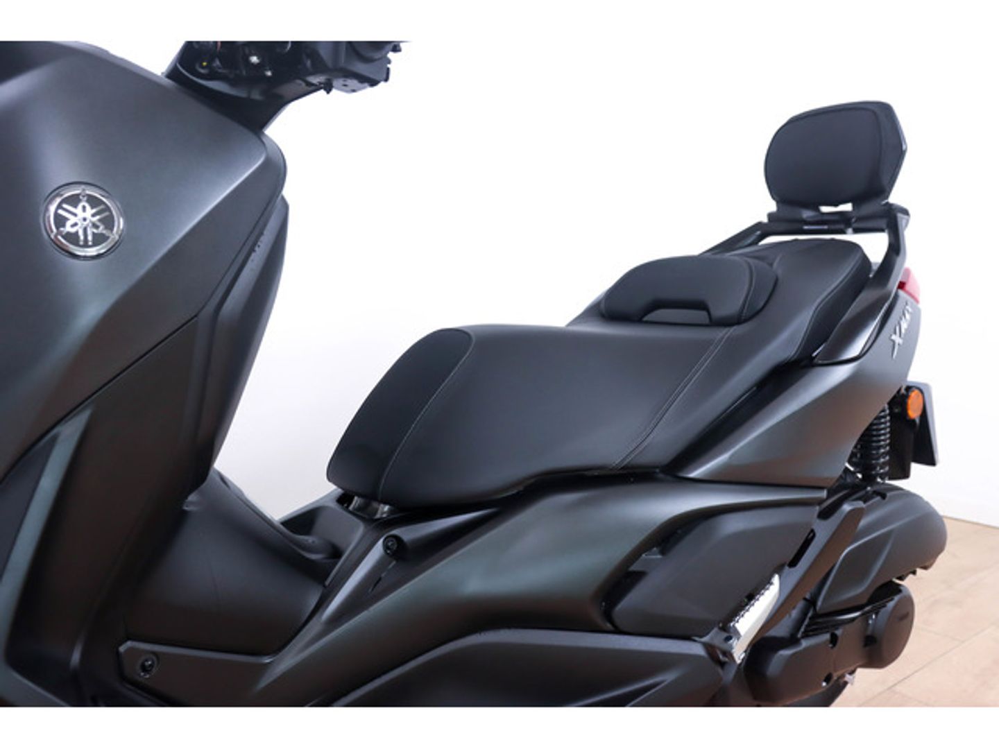 Yamaha X-Max 125