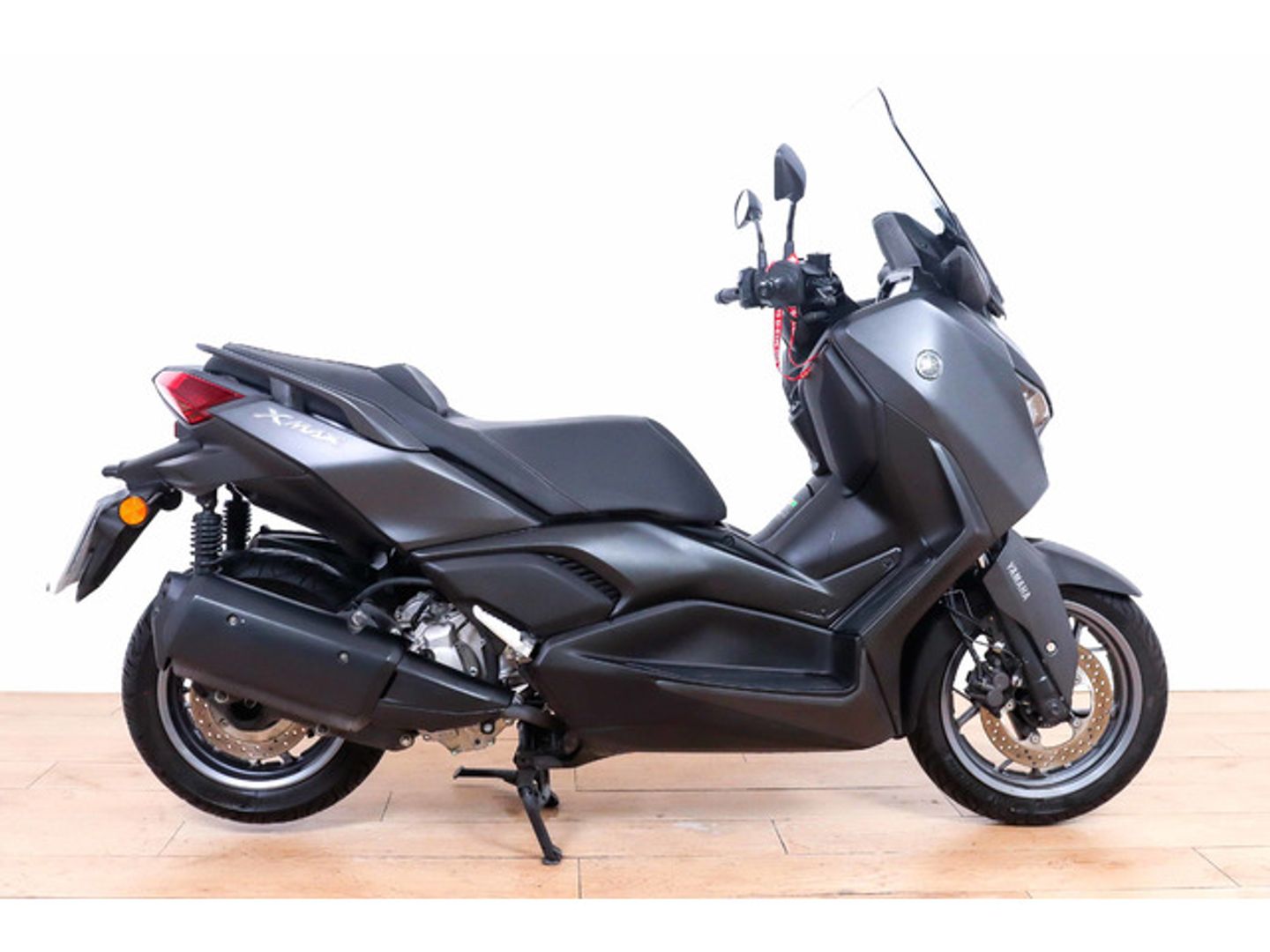 Yamaha X-Max 300