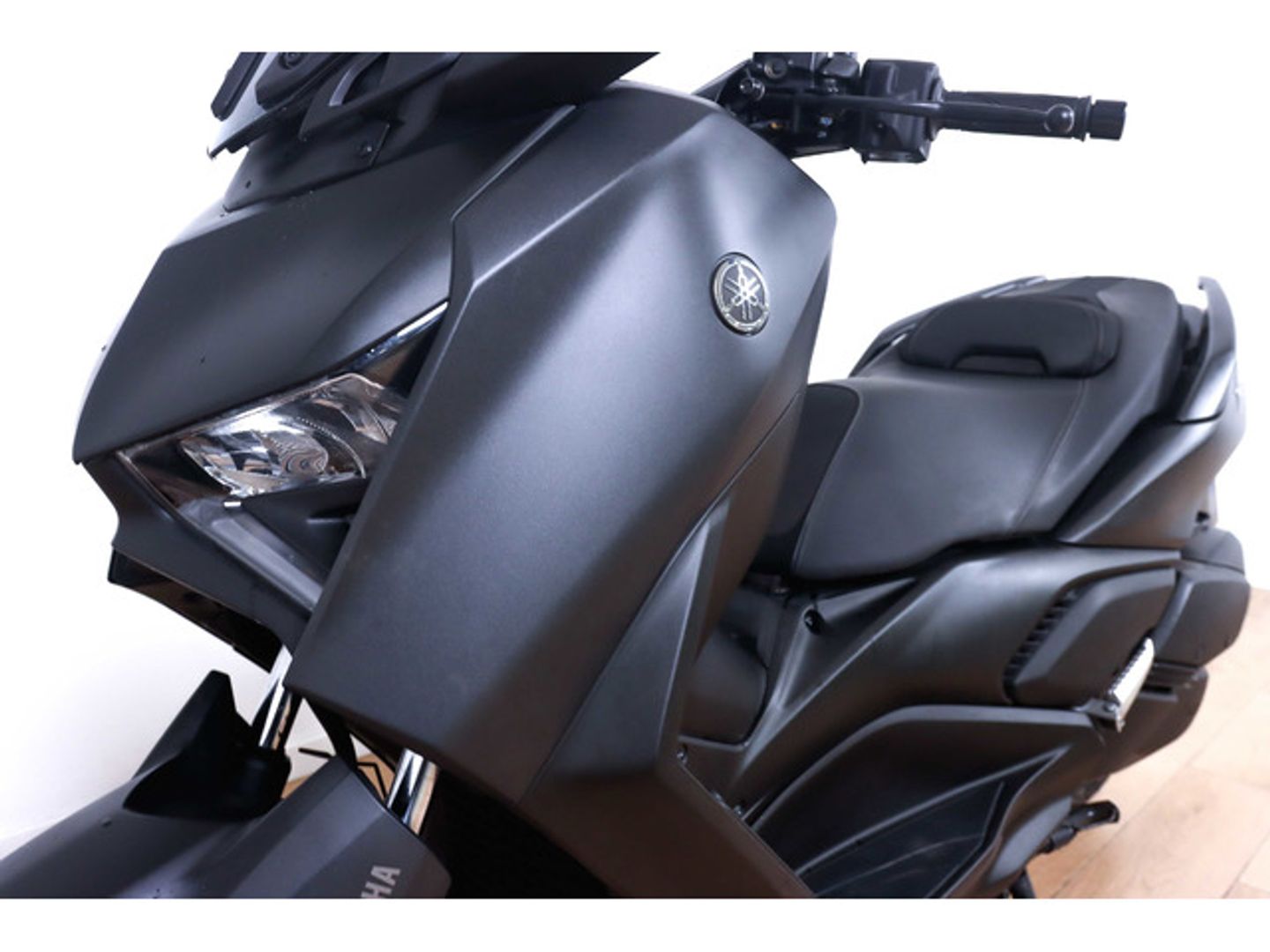 Yamaha X-Max 300