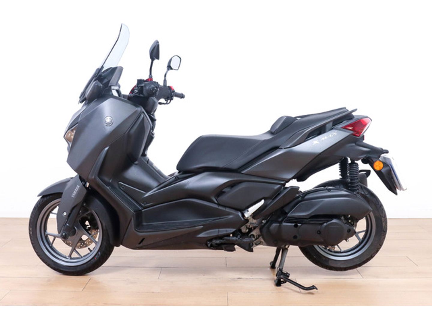 Yamaha X-Max 125