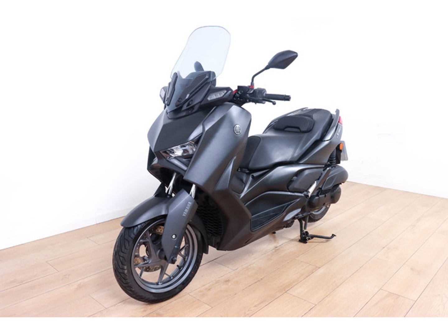 Yamaha X-Max 125