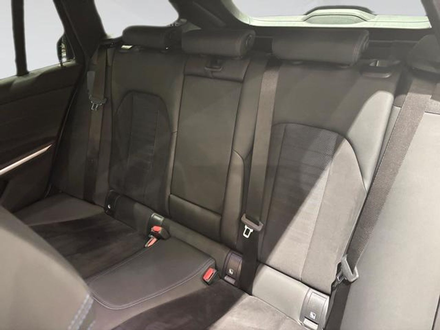 BMW Serie 3 318d Touring 110 kW (150 CV)