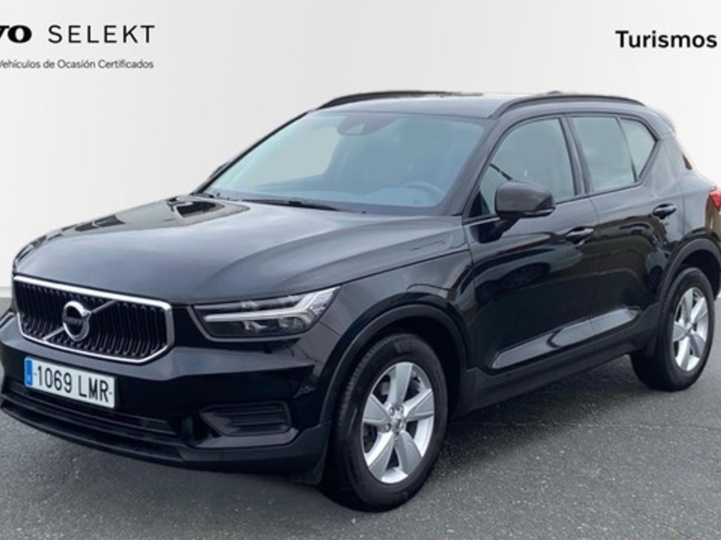 Volvo XC40 T2 Momentum Core Negro All Terrain / Pick-up