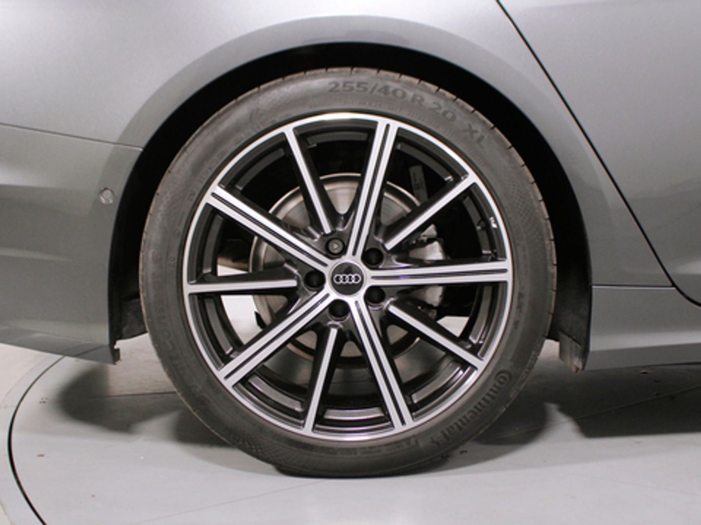 Audi A6 Avant 40 TDI Black line