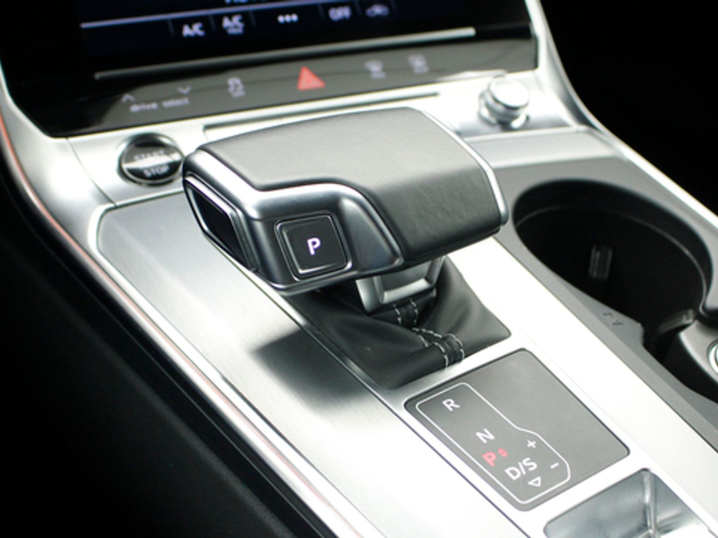 Audi A6 Avant 40 TDI Black line