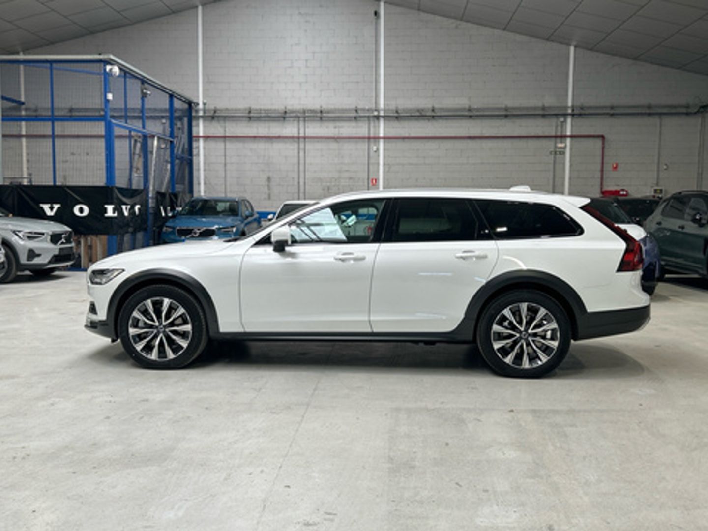 Volvo V90 Cross Country B4 D Plus Bright AWD Auto 145 kW (197 CV)