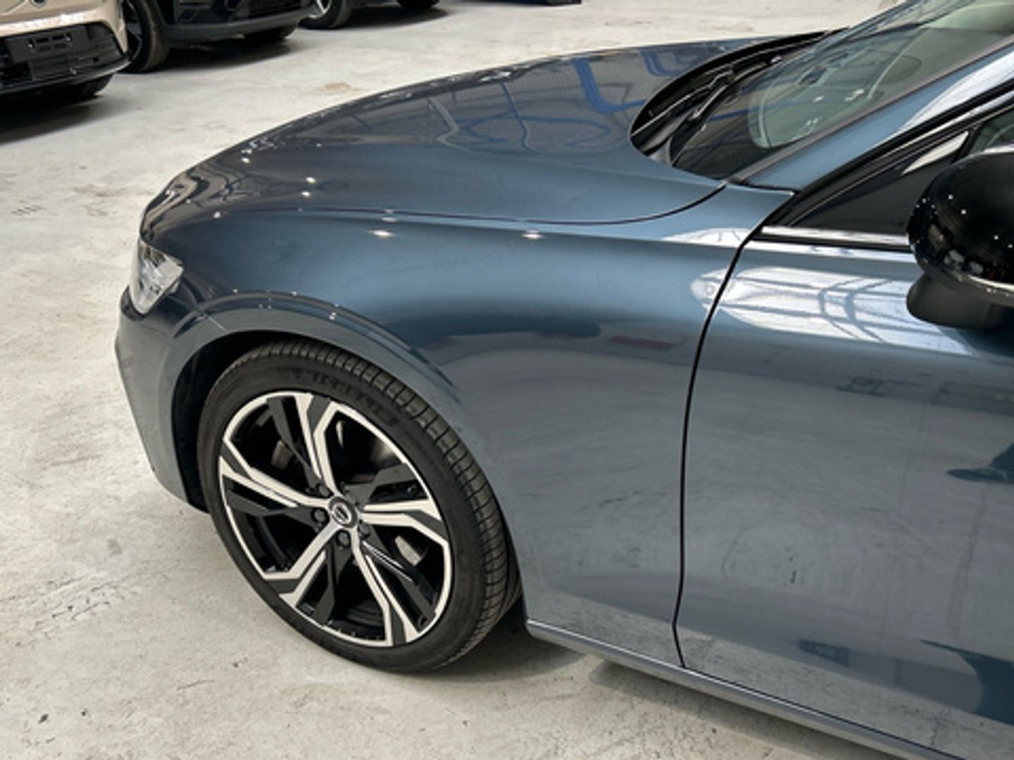 Volvo V60 B4 D Plus Dark Auto 145 kW (197 CV)