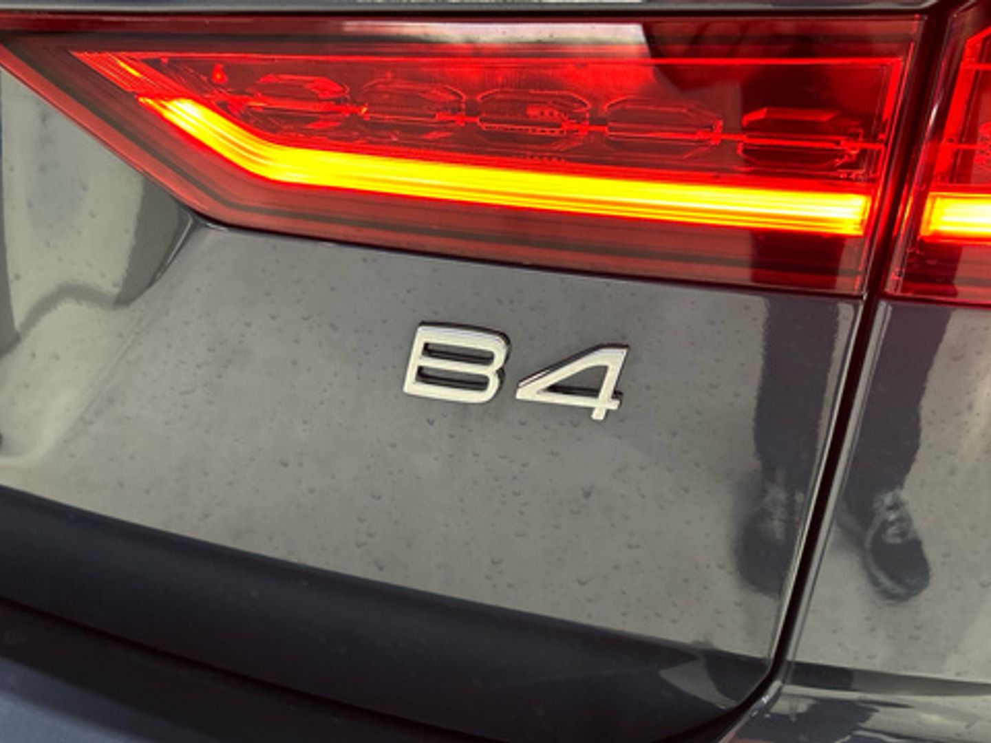 Volvo V60 B4 D Plus Dark Auto 145 kW (197 CV)