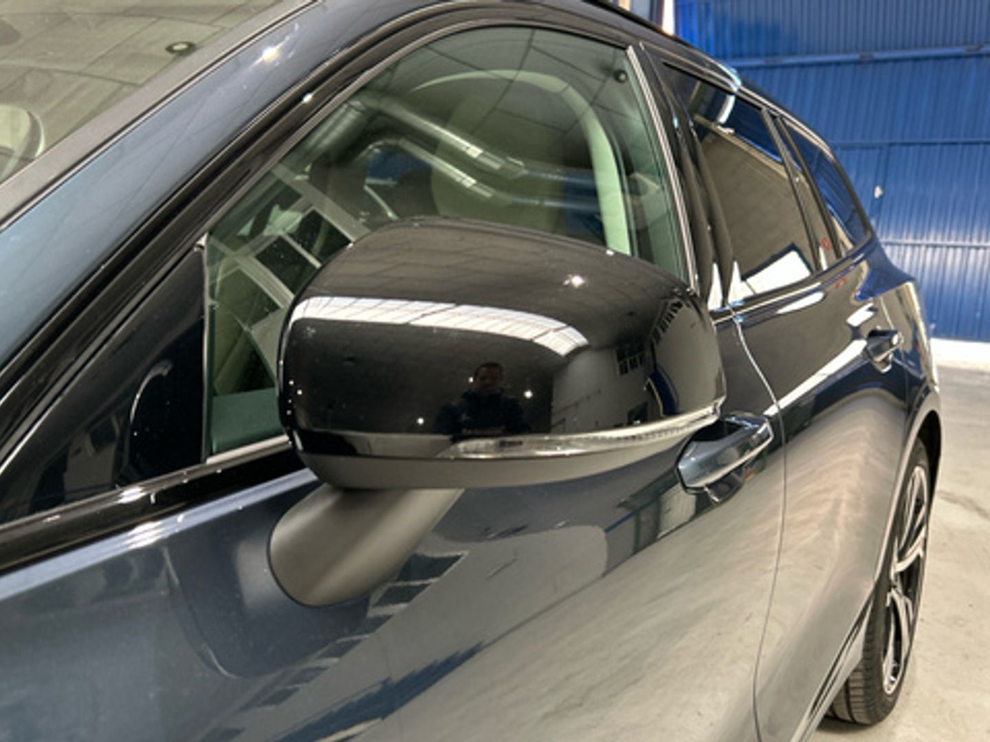 Volvo V60 B4 D Plus Dark Auto 145 kW (197 CV)