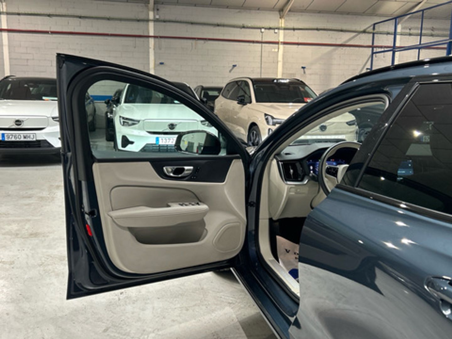 Volvo V60 B4 D Plus Dark Auto 145 kW (197 CV)