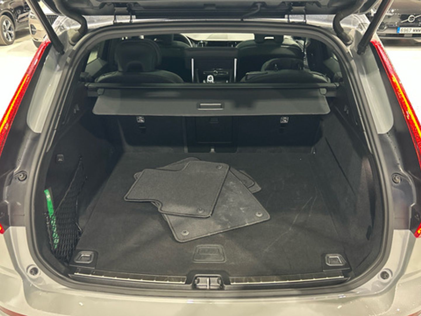 Volvo XC60 B4 D Plus Dark Auto 145 kW (197 CV)