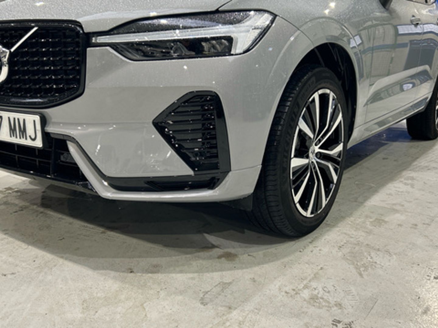 Volvo XC60 B4 D Plus Dark Auto 145 kW (197 CV)