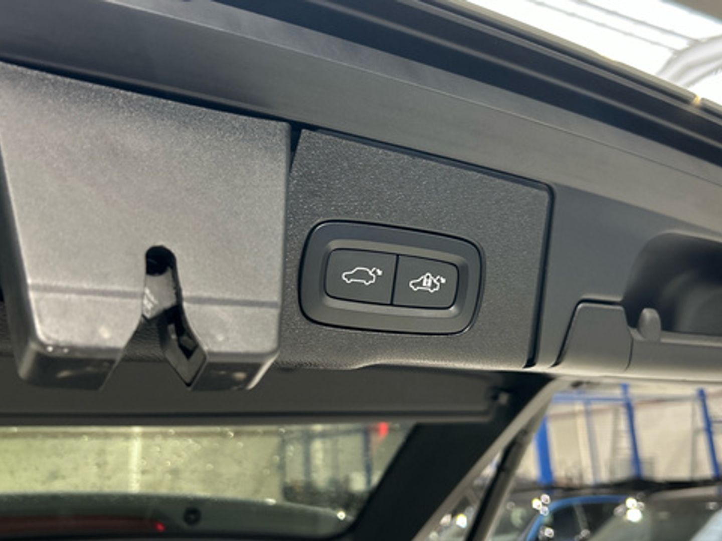 Volvo XC60 B4 D Plus Dark Auto 145 kW (197 CV)