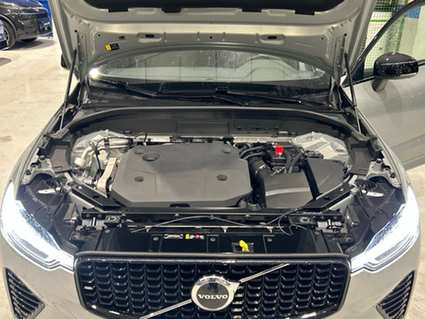 Volvo XC60 B4 D Plus Dark Auto 145 kW (197 CV)