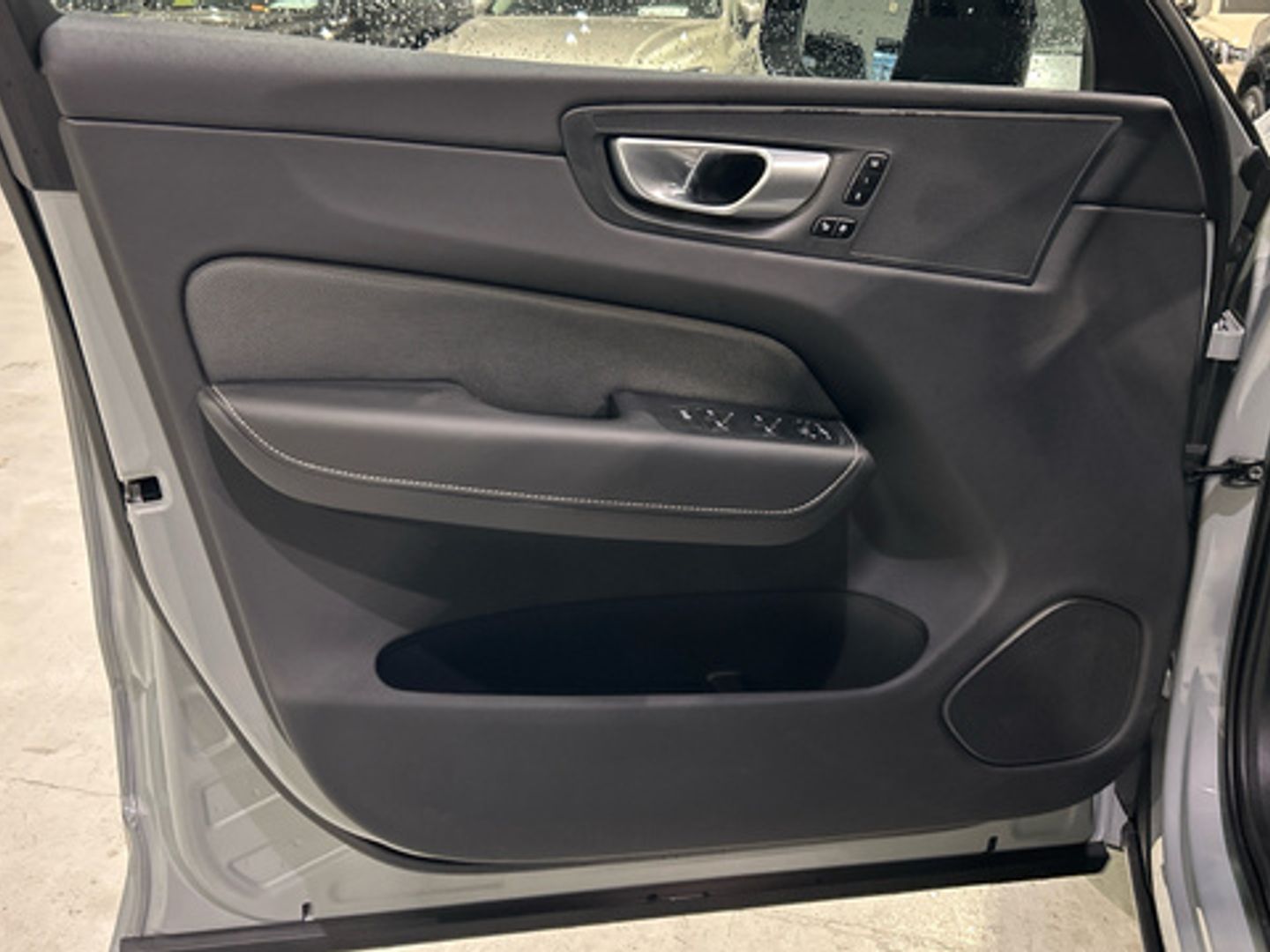 Volvo XC60 B4 D Plus Dark Auto 145 kW (197 CV)