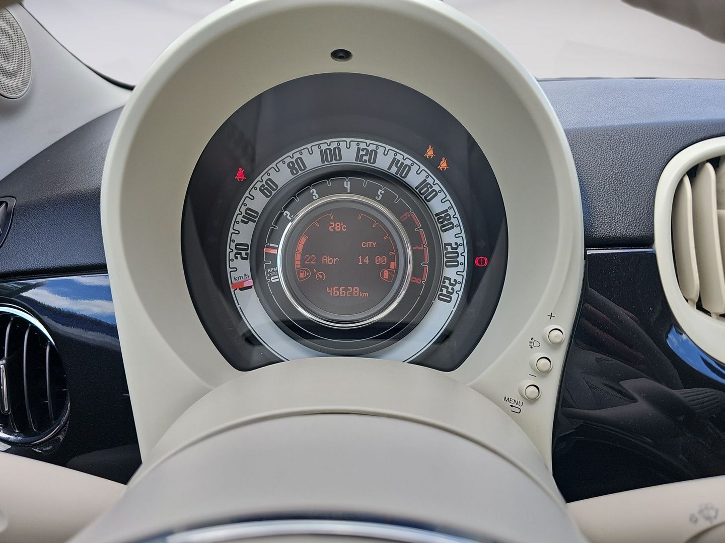 Fiat 500C 1.0 Hybrid Dolcevita 51 kW (70 CV)