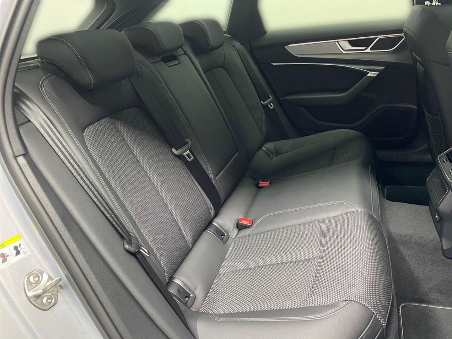 Audi A6 Avant Black line 40 TDI quattro-ultra 150 kW (204 CV) S tronic