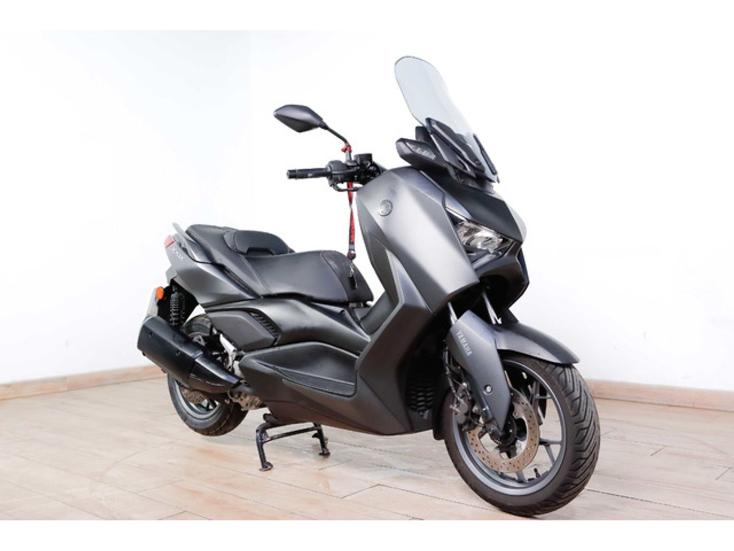 Yamaha X-Max 300